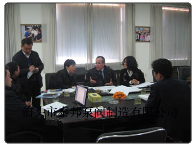 意大利客戶來我公司參觀考察